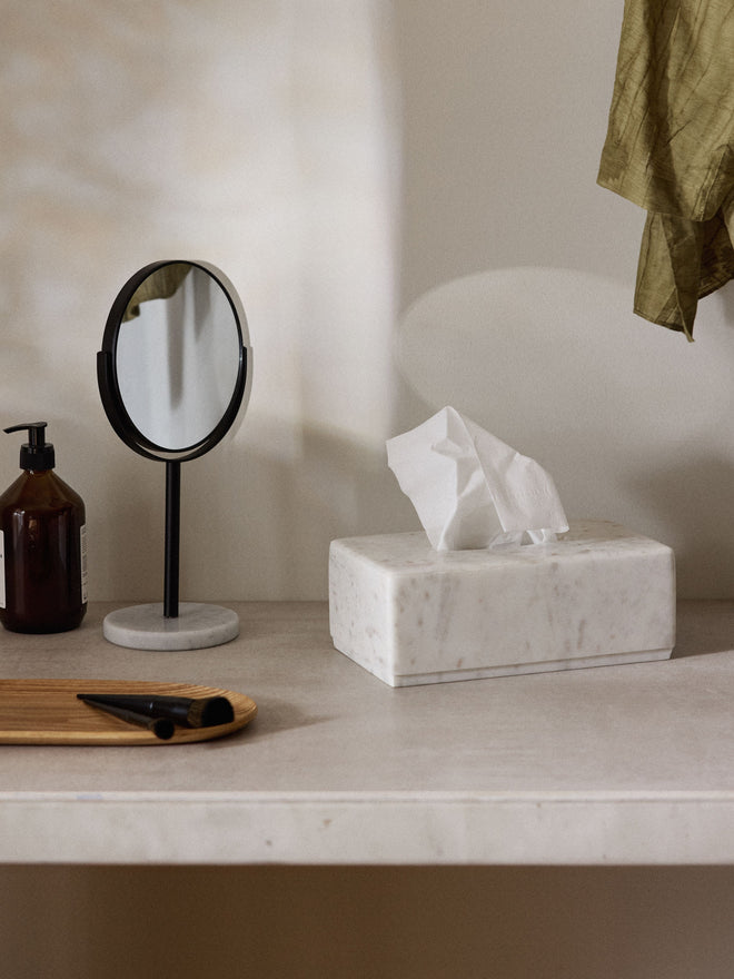 Lume tissue holder